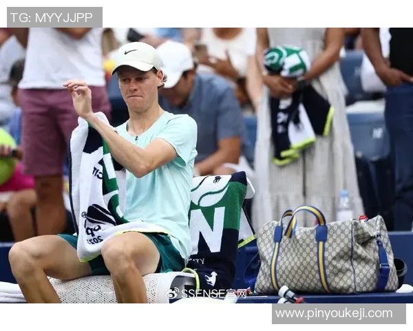 足球明星携手LV背包展现时尚魅力与运动风采的完美结合